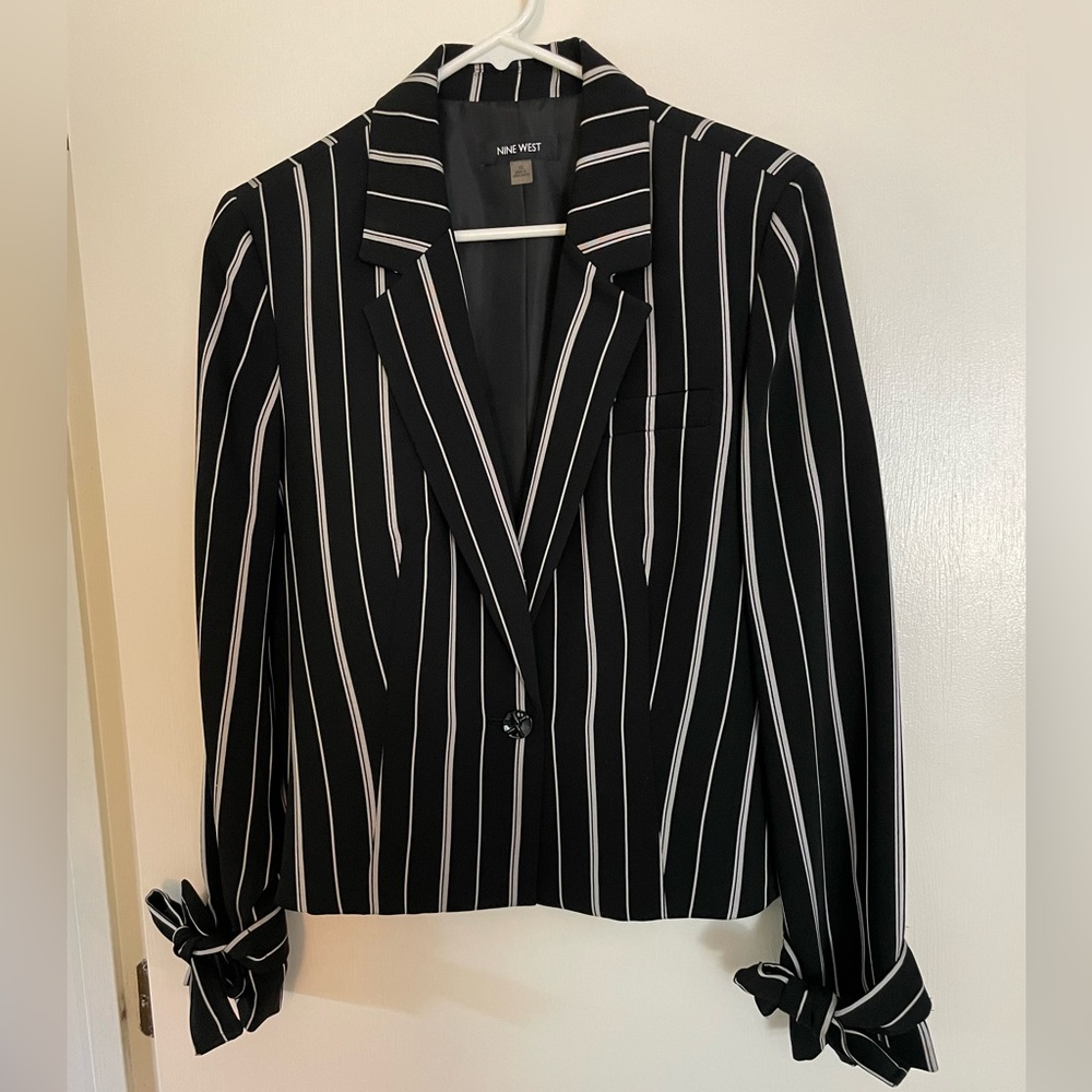 Nine West Chic Jacket, black & white, size 10
